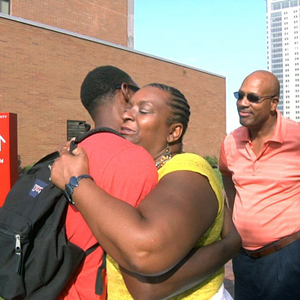 Boston University BU, class of 2017, freshman say goodbye to parents