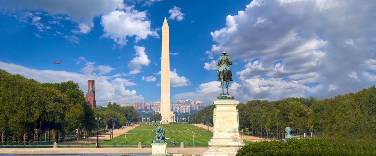 banner wide washington monument