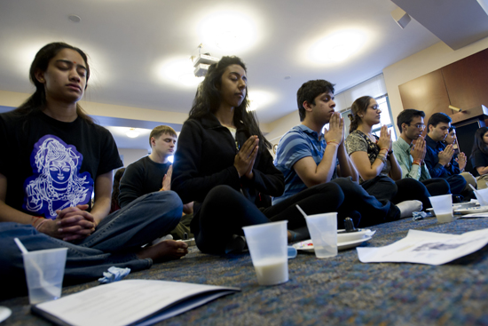 BU Hindu Student Council, Boston Hindu community worship
