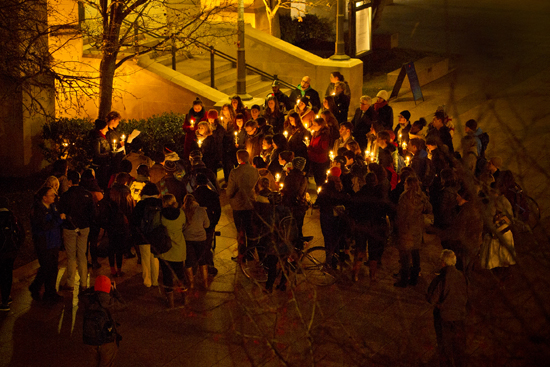 Marsh Plaza candlelight vigil for students killed in bicycle accidents, Christopher Weigl, Chung-Wei Yang, fatal bicycle bike crash accident on Commonwealth Avenue Boston