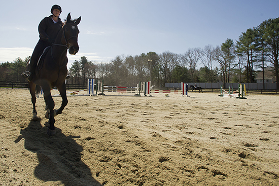 Boston University BU equestrian club BUET, Holly Hill Show Stable, Intercollegiate Horse Show Association national championships, Dry Water Farm, coach Phyllis Cervelli