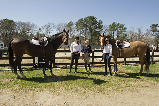 Boston University BU equestrian club BUET, Holly Hill Show Stable, Intercollegiate Horse Show Association national championships, Dry Water Farm, coach Phyllis Cervelli