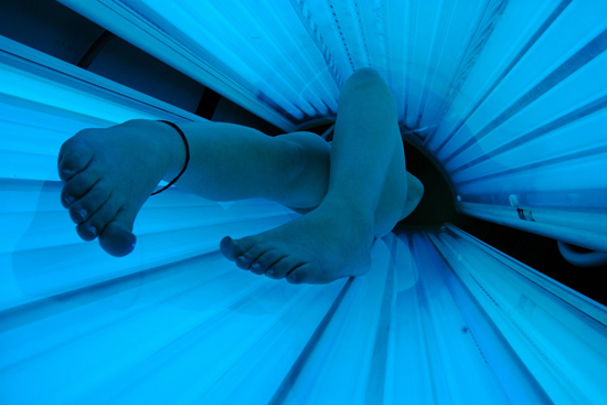 tanning bed, solarium, skin cancer, melanoma, FDA regulation