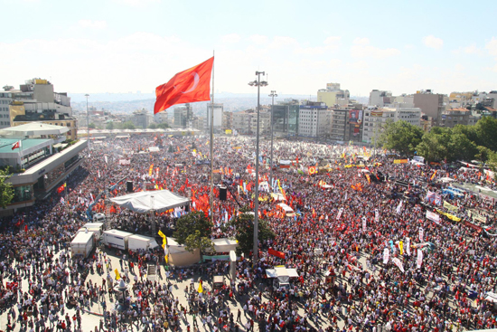 Antigovernment protests in Taksim Square, Gezi Park, Instanbul, Turkey, June 2013, Occupy Gezi