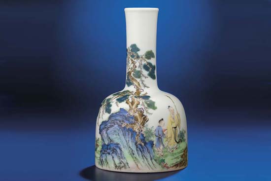 mallet-shaped vase, Yongzheng-Qianlong period mallet-shaped vase, Yongzheng-Qianlong Period, Senior International Director Chinese Works of Art and Ceramics Athena Zonars, Christies auction house