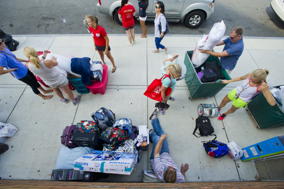 West Campus move in August 25, 2015. Photo by Cydney Scott for Boston University Photography
