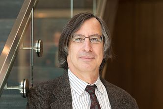 Gary Lawson, Philip S. Beck Professor of Law at Boston University School of Law, and winner of the Metcalf Award for Excellence in Teaching