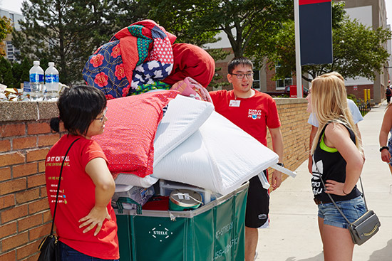 BU Scarlet Squad Move-in Helpers