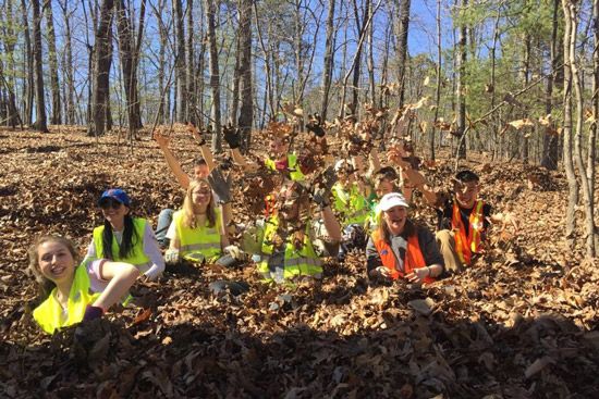BU volunteers cleaned up the Blue Ridge Parkway in Roanoke, Va., last year