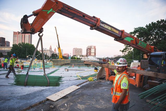 Construction on the Commonwealth Ave bridge