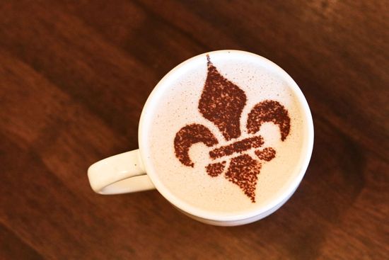 Nutella Mint hot chocolate at Paris Creperie