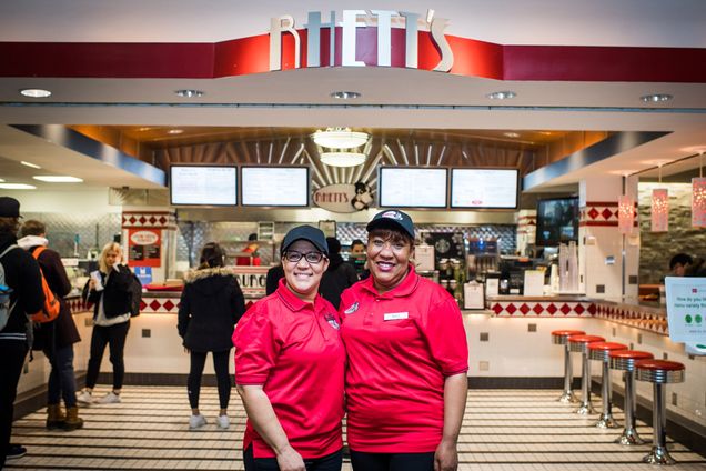 Maria Echavarria (left) and Wendy Martinez are cashiers at Rhett’s at the GSU