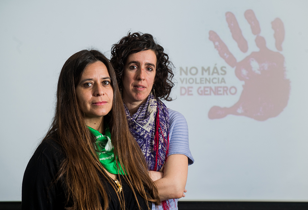 Elena Carrión-Guerrero, r, and Maria Datel, CAS senior lecturers in Spanish