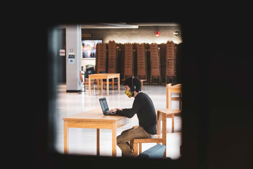 Gabriel Ramos virtually attends a software design class from Ziskind Lounge at Boston University George Sherman Union