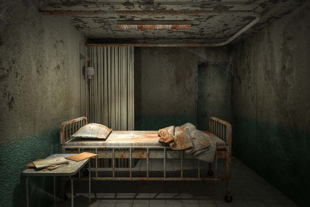 3D rendering of a creepy ward room in the hospital with blood and rust.