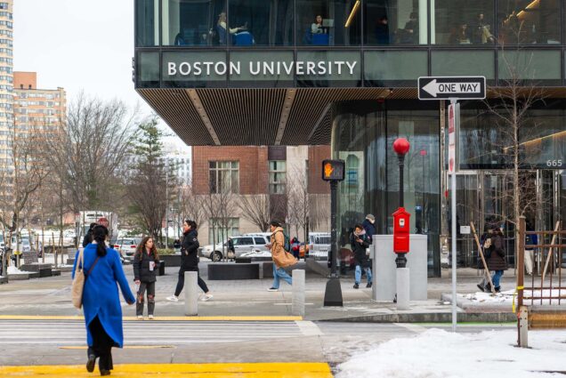 Photo: Students cross Commonwealth Ave on a snowy day in Boston