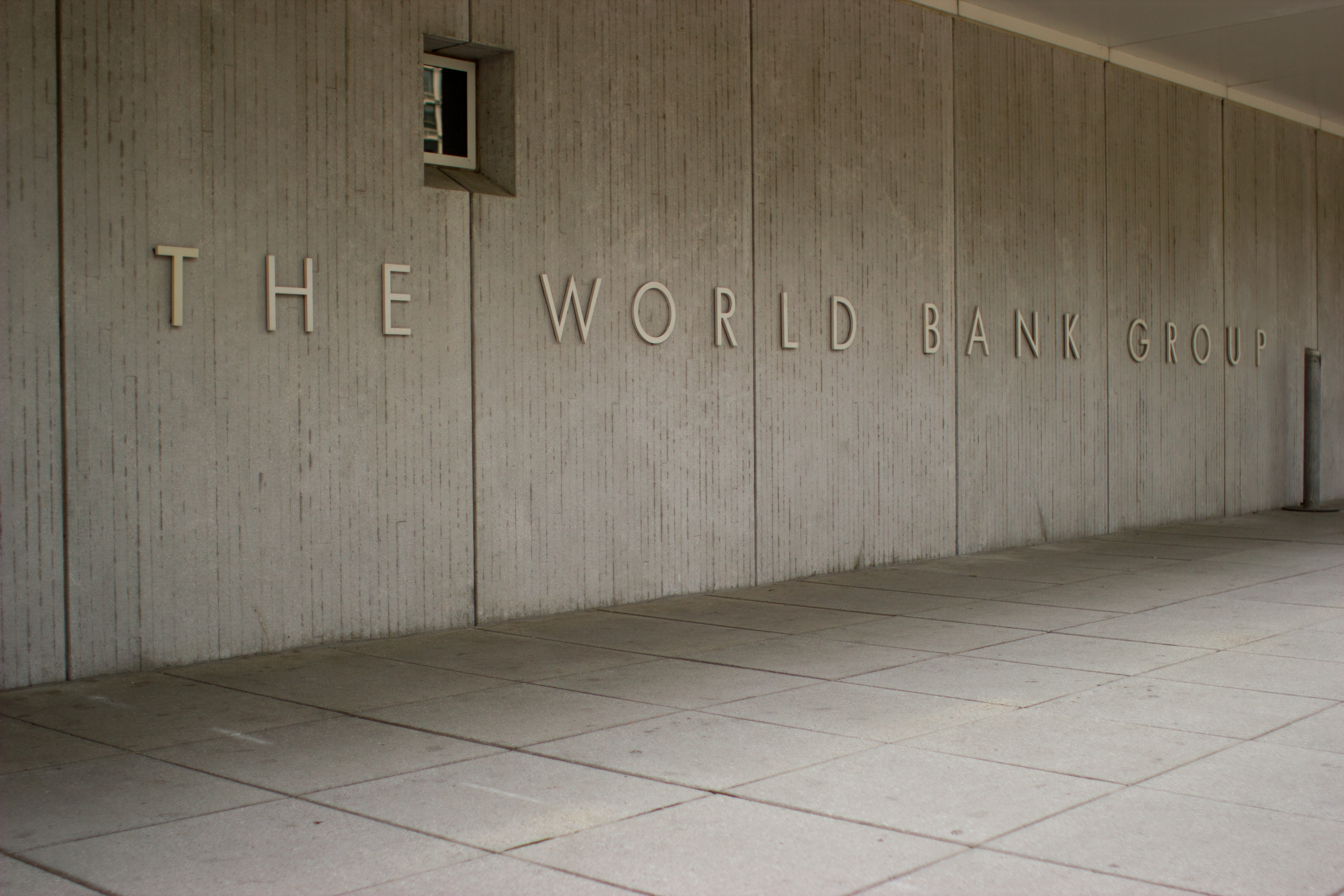 Facade of the World Bank Group building