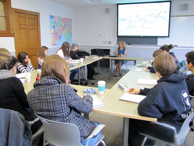 IMG_0647 Dr. Caroline Apovian discusses nutrition with students in "Literature and Hunger" with Prof. Rosanna Warren (Fall 2011)