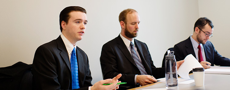 small mid size firm apprenticeship program school of law mid size firm