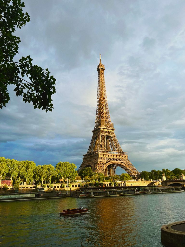 Eiffel tower viewed from the Seine