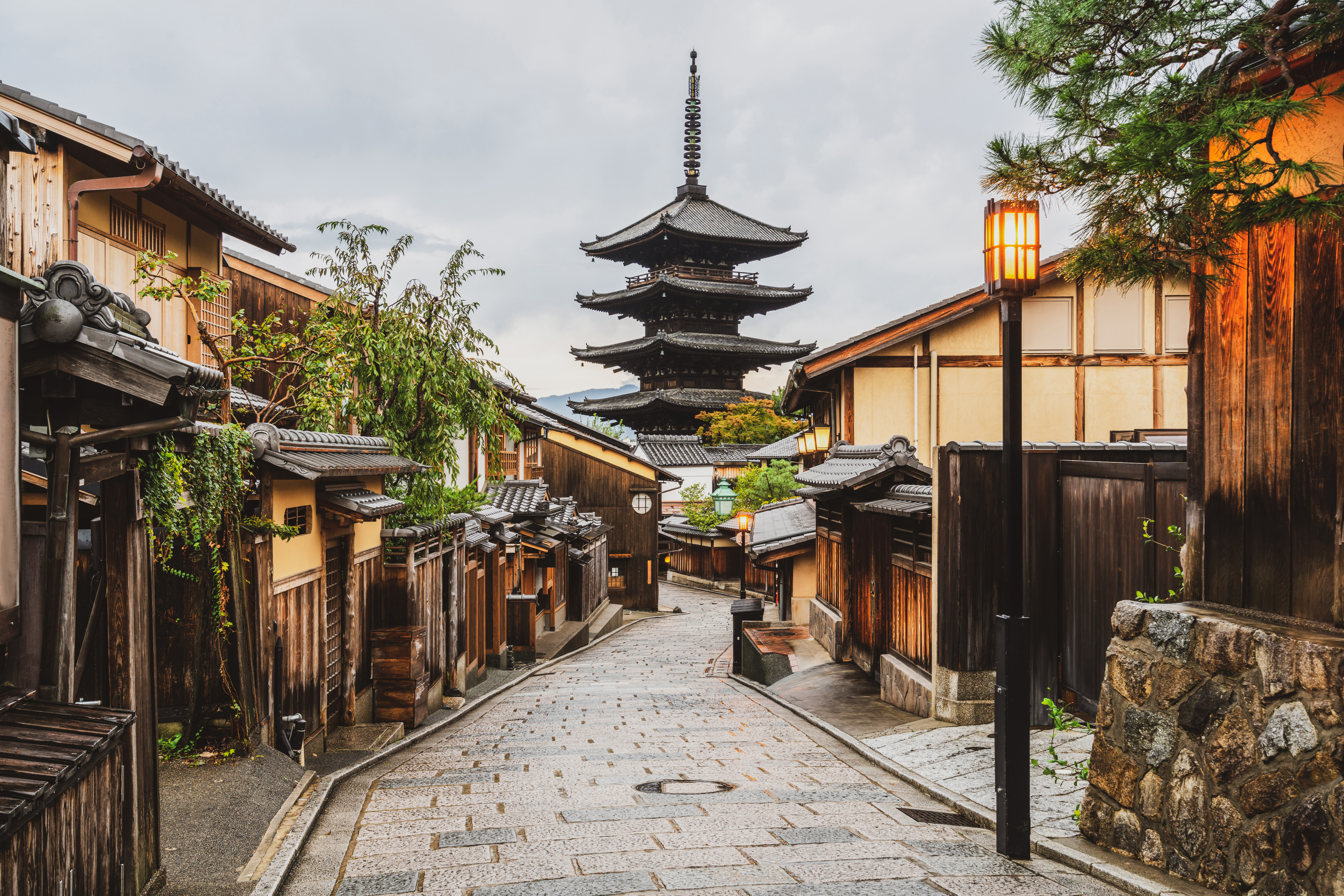 Yasaka Pagoda and Sannen Zaka Street in summer, Kyoto, Japan