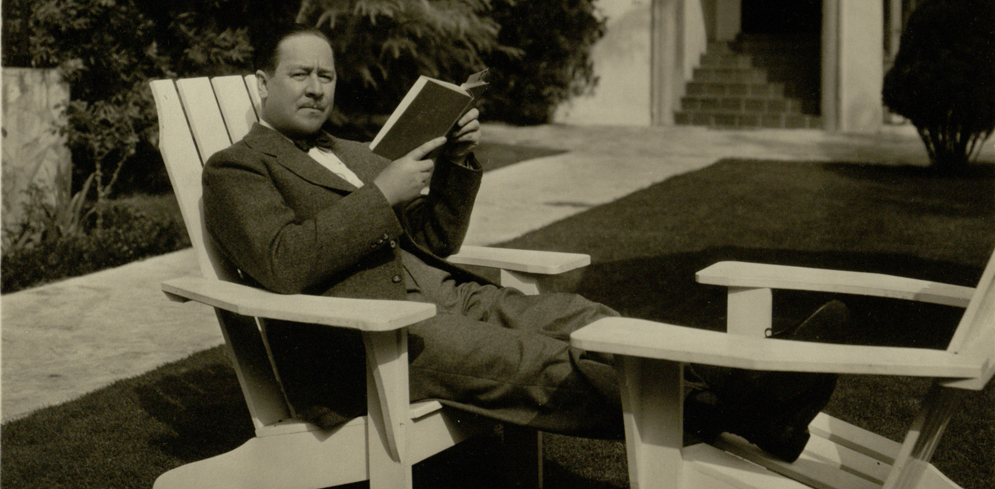 Write hall. Robert Benchley.