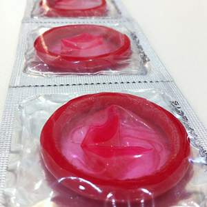 nanolubricating condom, condom improvement, condom design, next generation condom, Ducksoo Kim, director of the vascular and interventional radiology fellowship, Boston Medical Center