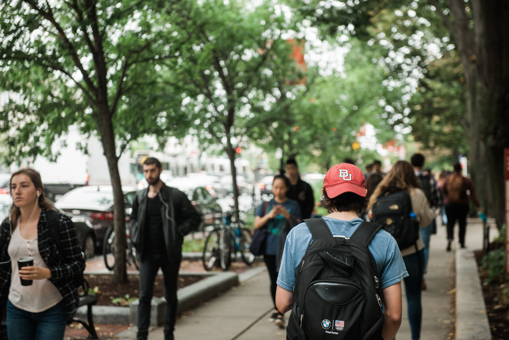 students walk down commonwealth ave