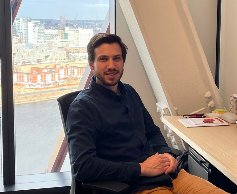 Professor Pawel Przytycki at his desk