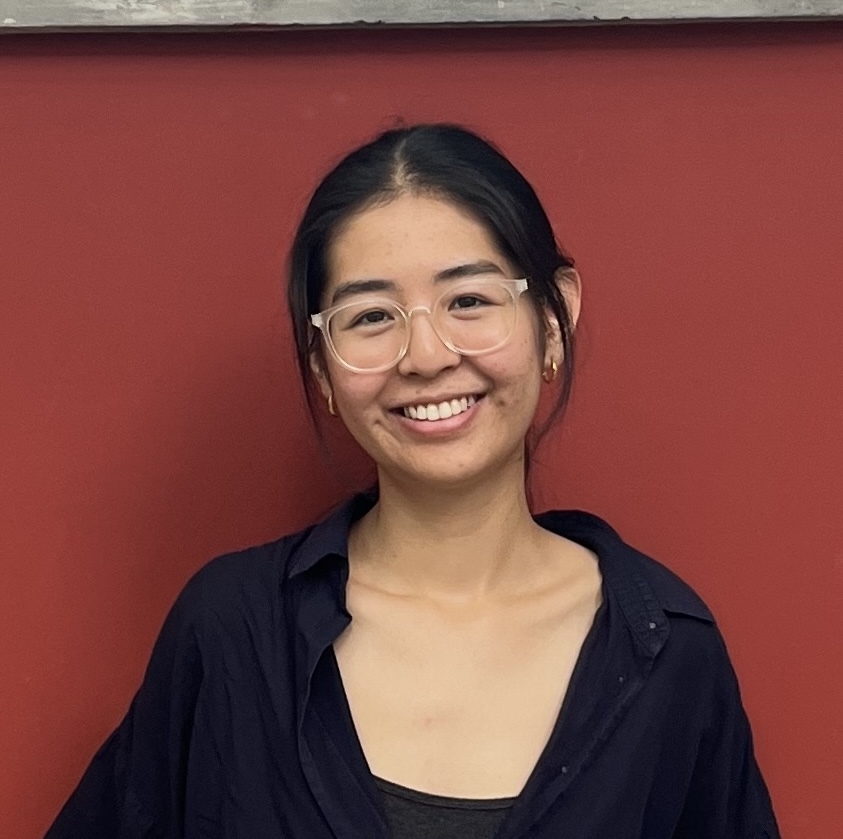 Headshot of Yan (Stella) Si