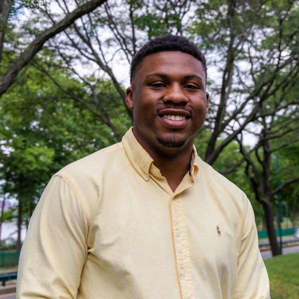 Headshot of Gabriel Hubbard