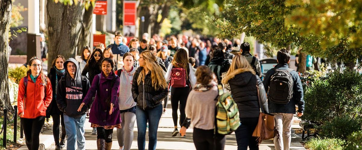 Boston University Students walking down Commonwealth Ave