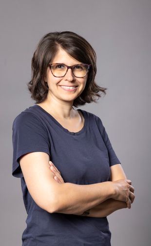 Jenn Guneratne Headshot