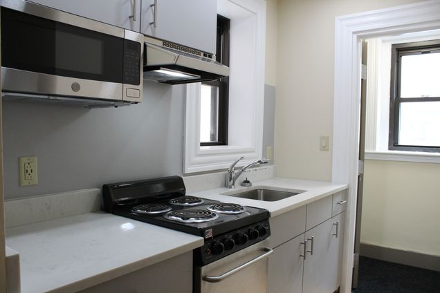 galley kitchen