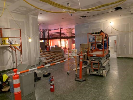 Progress in the elevator lobby