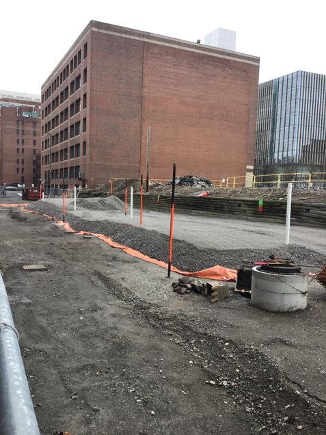 Soil surcharge in the alley