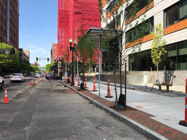 Construction site fencing and jersey barriers now gone from Albany Street