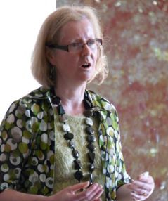 Dr. Nicola Slee Nicola Slee