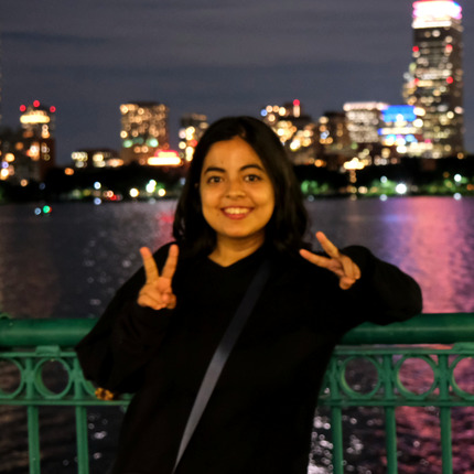 Nazia dina