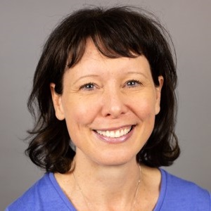 Tara Moore Headshot
