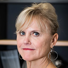 Ann McKee Headshot
