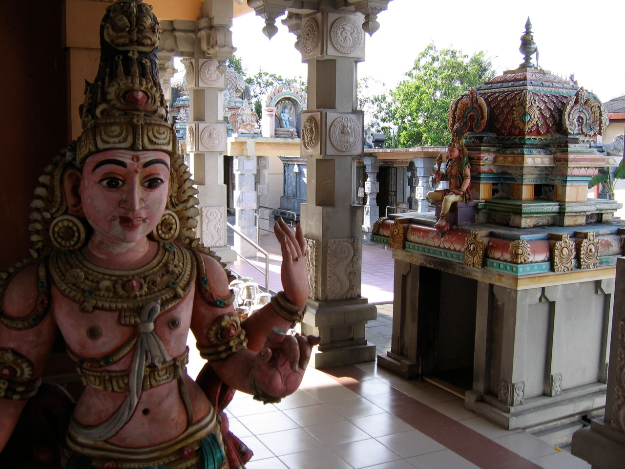 Statue