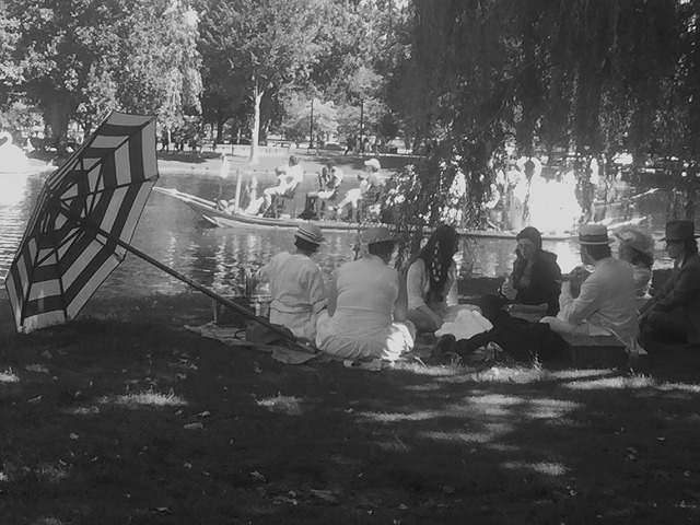 Students enjoying the Boston Garden in the summertime.