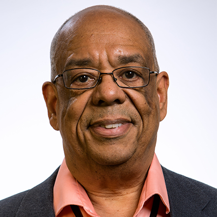 Professor Giles headshot