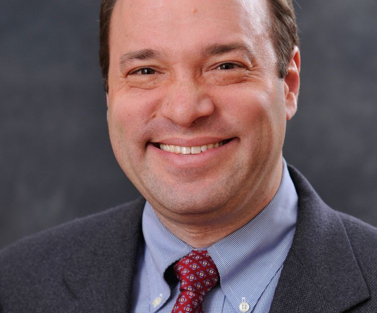 Gregory Stoller Headshot