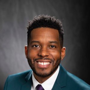 Derrick Lathan Headshot