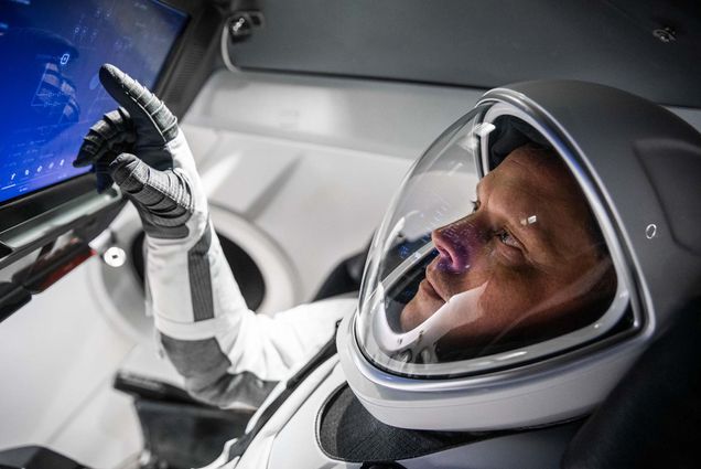 NASA pilot Bob Hines (ENG'97)