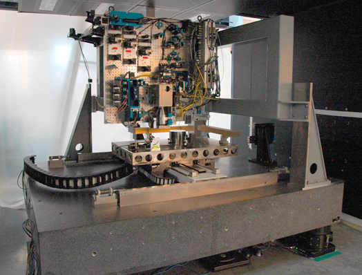Fraunhofer CMI | Custom Automation for Interference Lithography System