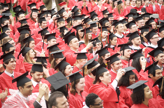 09-1289-COMMENCEMENT-280_h.jpg