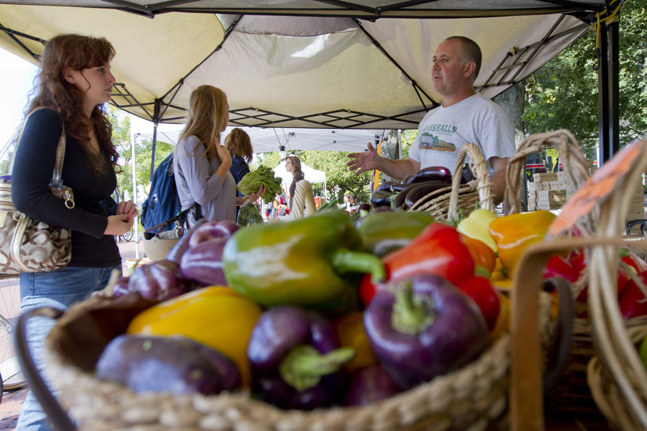 Boston University BU, farmer's market George Sherman Union GSU Plaza, support local farmers produce Boston, Marshall's Farm Stand  Gloucester, Mass